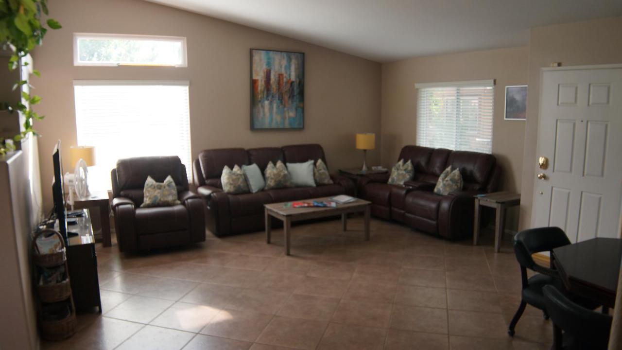 3 Bedroom House With Private Pool, Spa&Golf Course! La Quinta Bagian luar foto